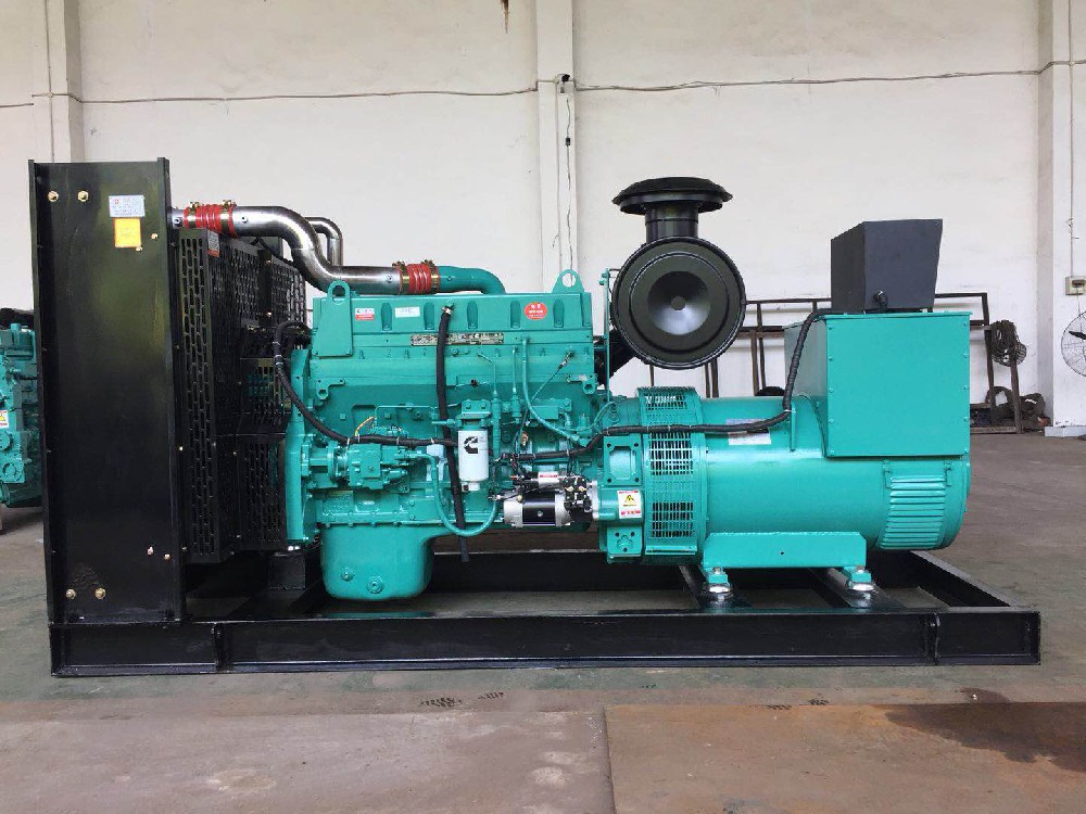 300KW东风康明斯柴油发电机组